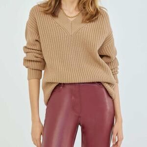 Aritzia Wilfred Belize Sweater XS Camel Ribbed V-Neck Merino Wool Pullover